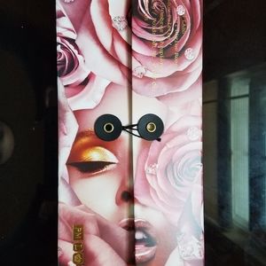 Pat McGrath VII Divine Rose palette